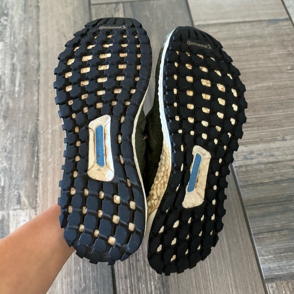 ULTRABOOST ALL TERRAIN sneakers - Picture 6 of 13